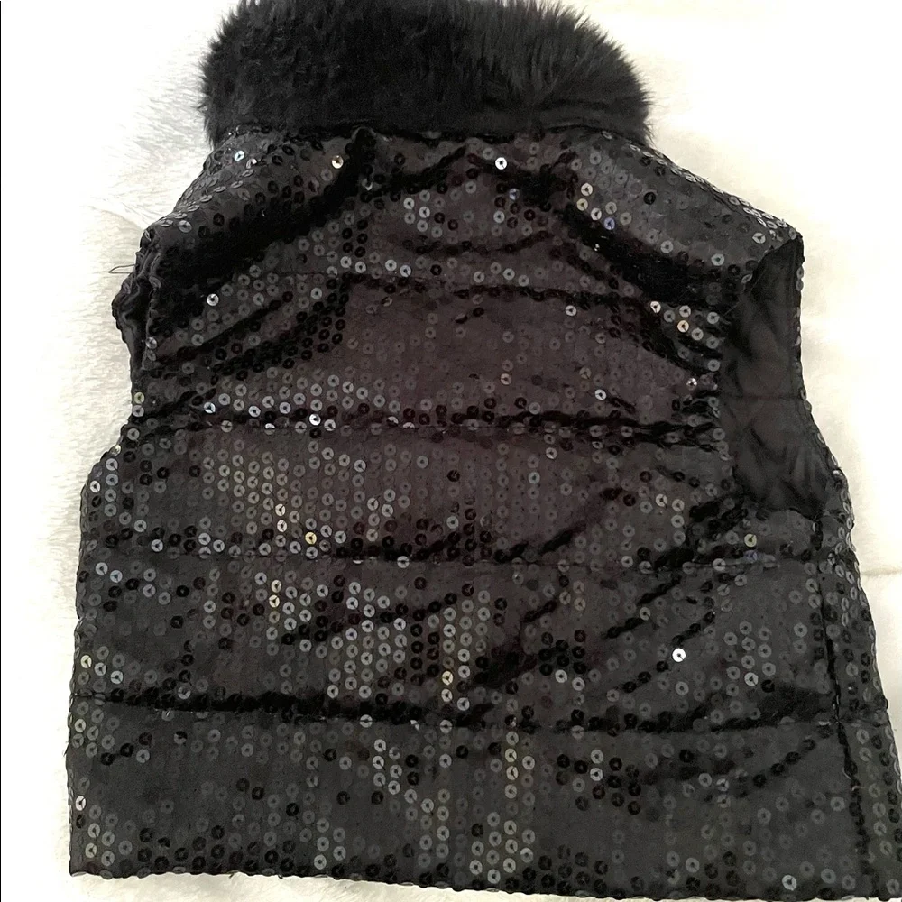 Toddler black sequined fur vest - Picture 3 of 3
